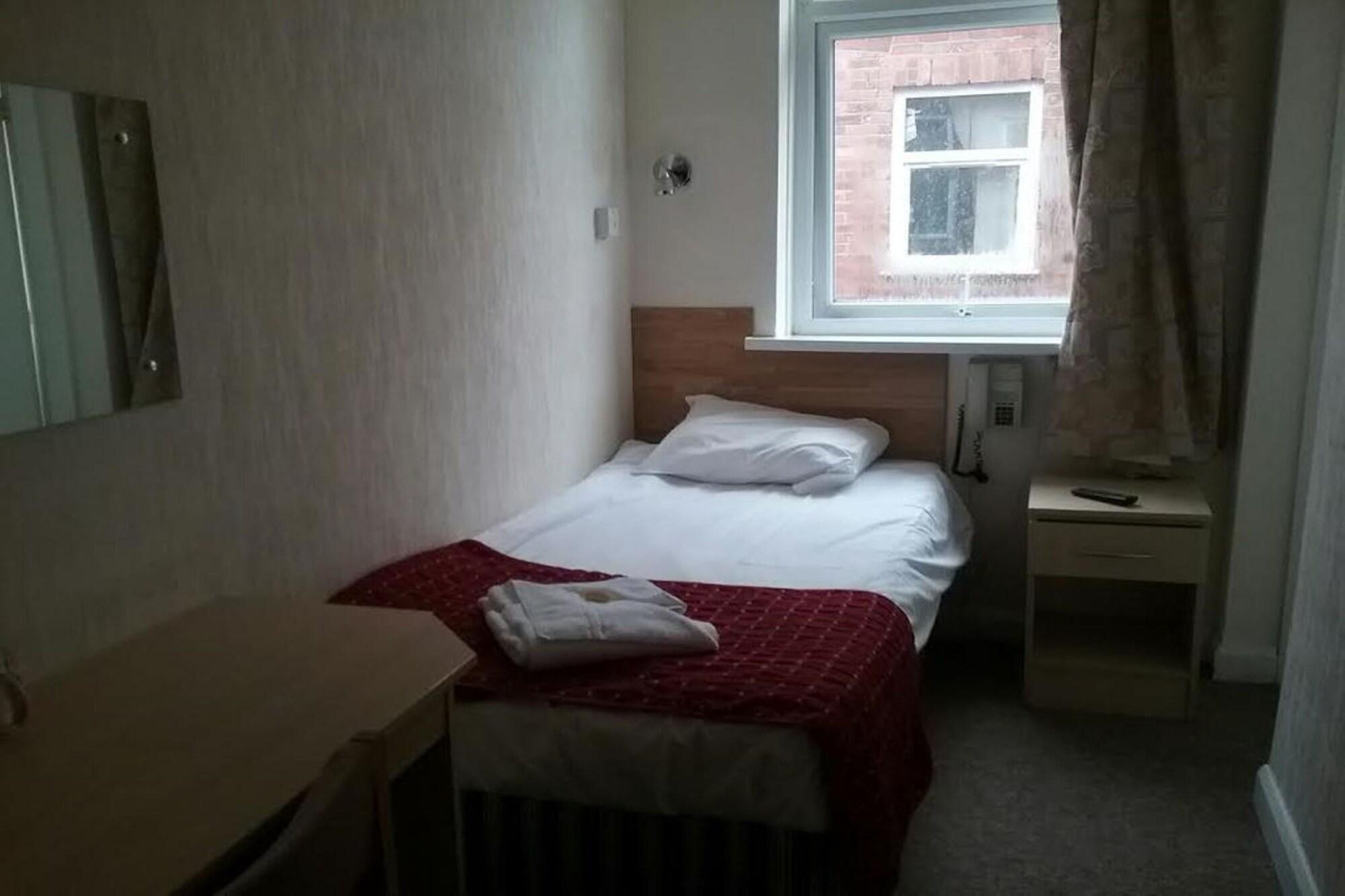 Star Hotel, South Лестер Экстерьер фото