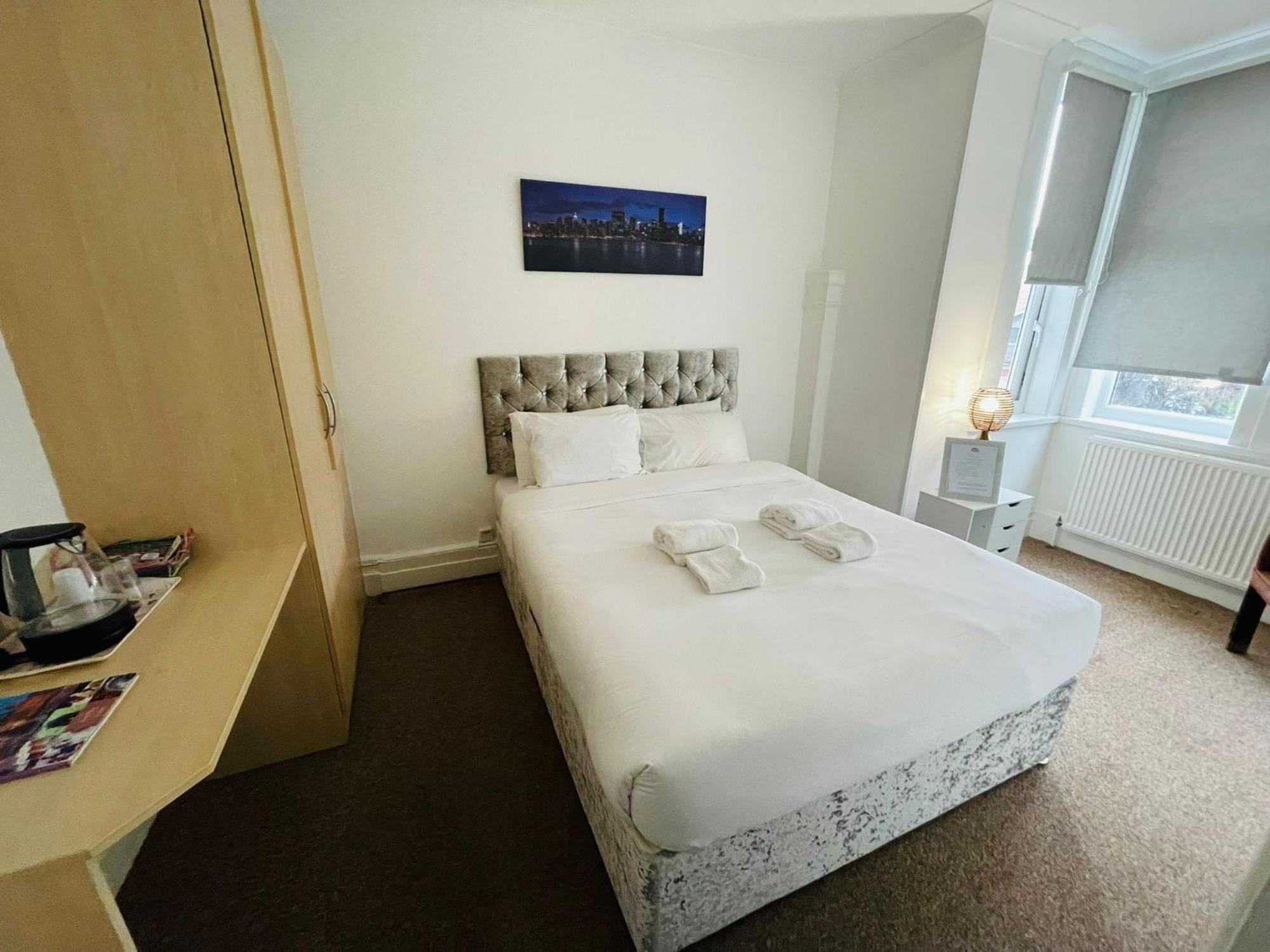 Star Hotel, South Лестер Экстерьер фото